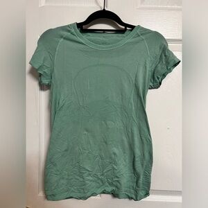 Lululemon swiftly tech size 6